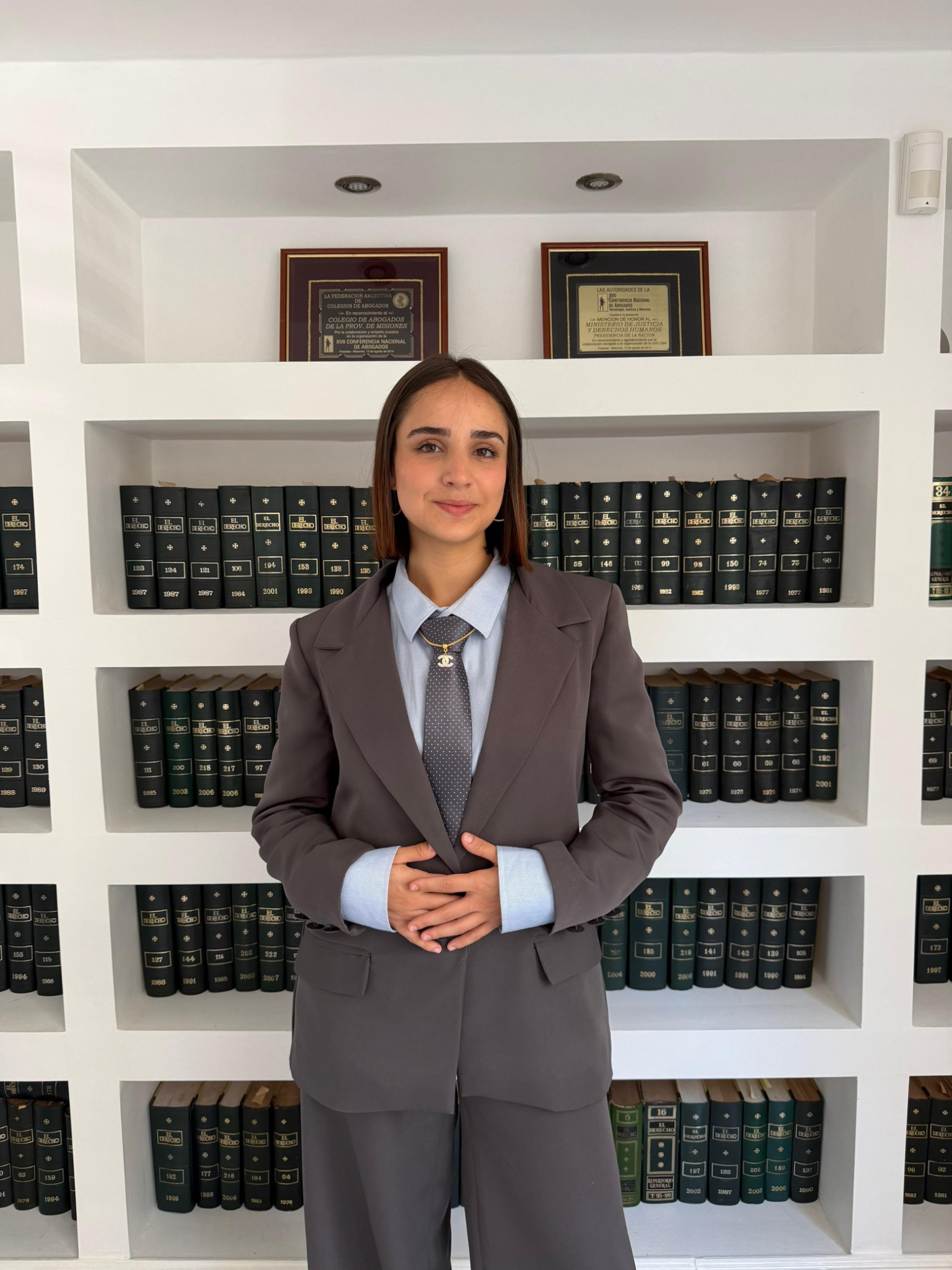 Delfina Aires, abogada especialista en derecho digital